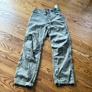 Hollister adjustable-rise parachute baggy pants; size XS; NWT